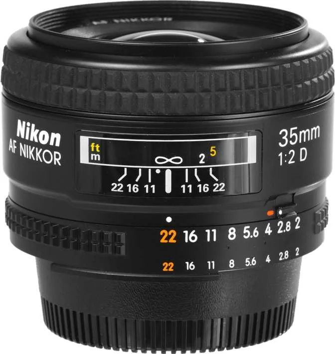 Nikon AF Nikkor 35mm F/2D