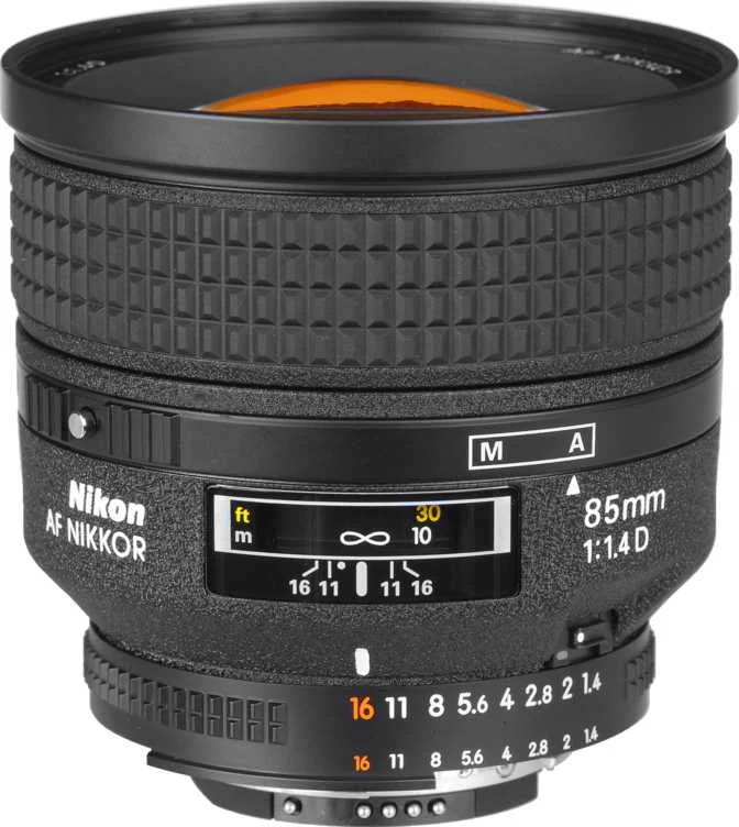 Nikon AF Nikkor 85mm F/1.4D IF