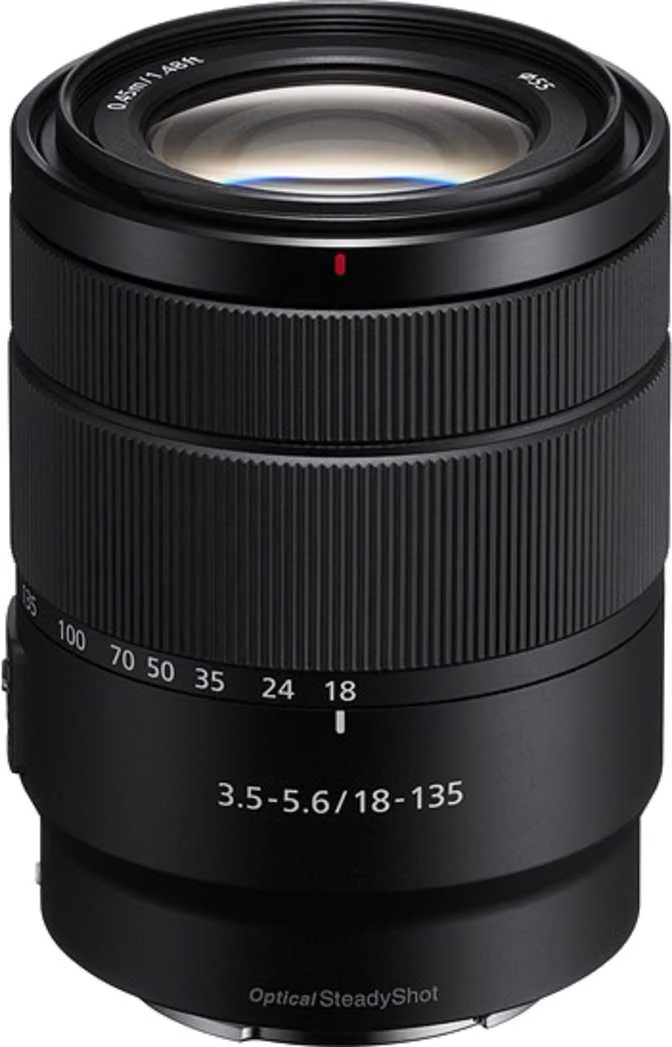 Sony E 18-135mm f/3.5-5.6 OSS