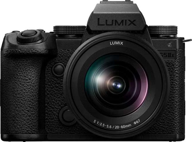 Panasonic Lumix DC-S5IIX + Panasonic Lumix S 20-60mm f/3.5-5.6