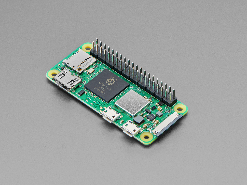 Raspberry Pi Pico 2 board photo