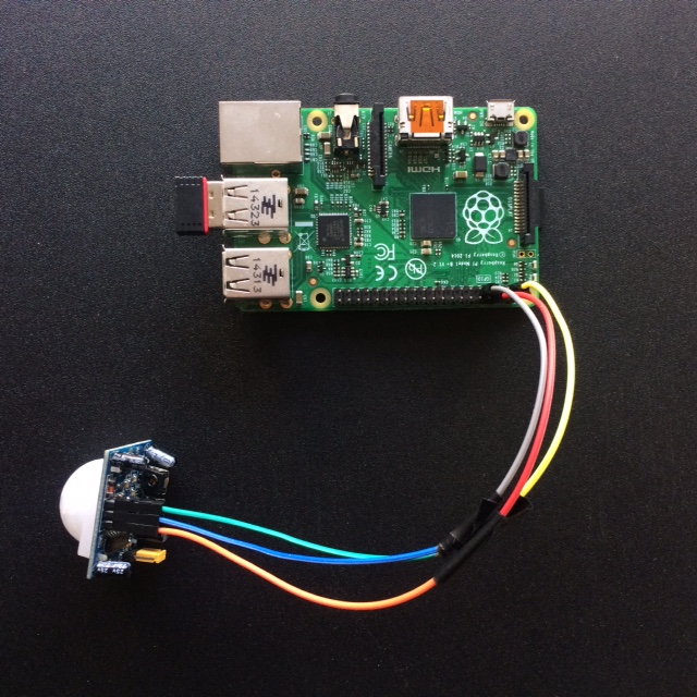 Raspberry Pi & PIR sensor