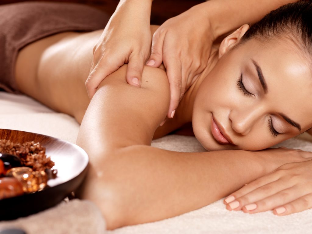 Paradise Beauty & Spa mang đến dịch vụ massage thư thái, dễ chịu