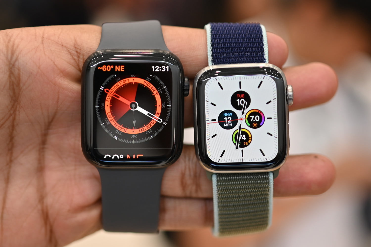 Apple Watch 5 có phiên bản gốm và titan cao cấp