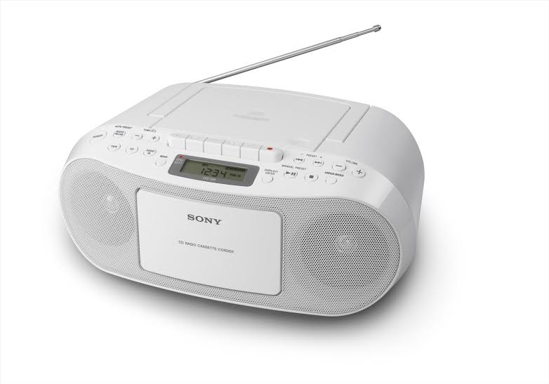 Đài Sony CD Radio Cassette là một sản phẩm có nhiều tính năng cao cấp  