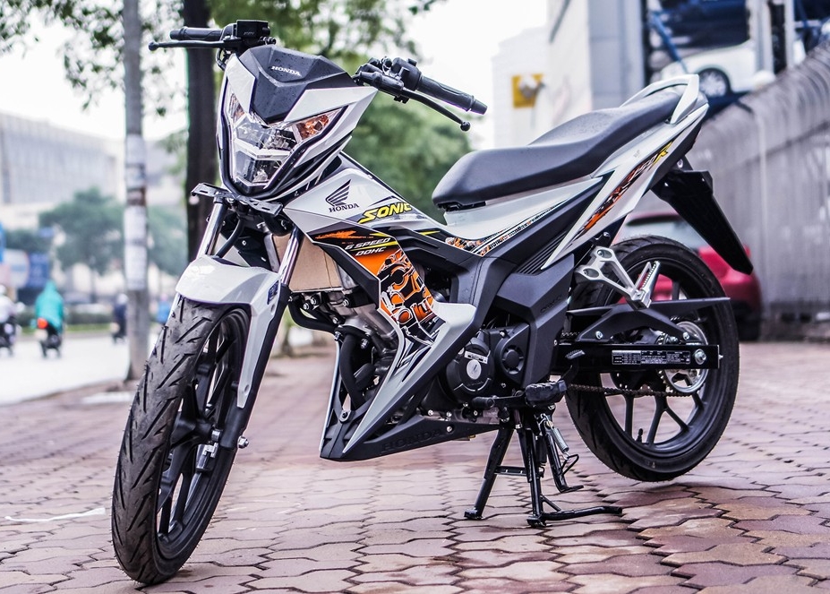 Honda CB150R ra mắt tại thị trường Việt