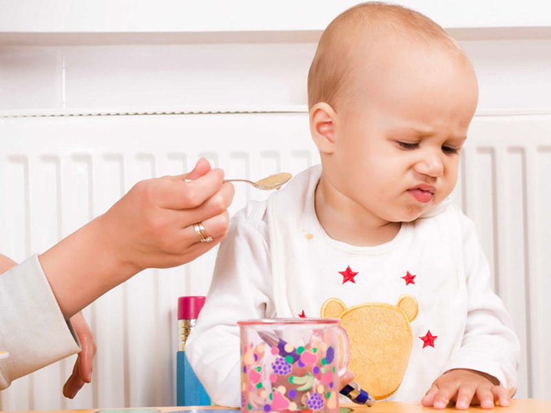 Trẻ biếng ăn dẫn đến chậm tăng cân, thấp còi
