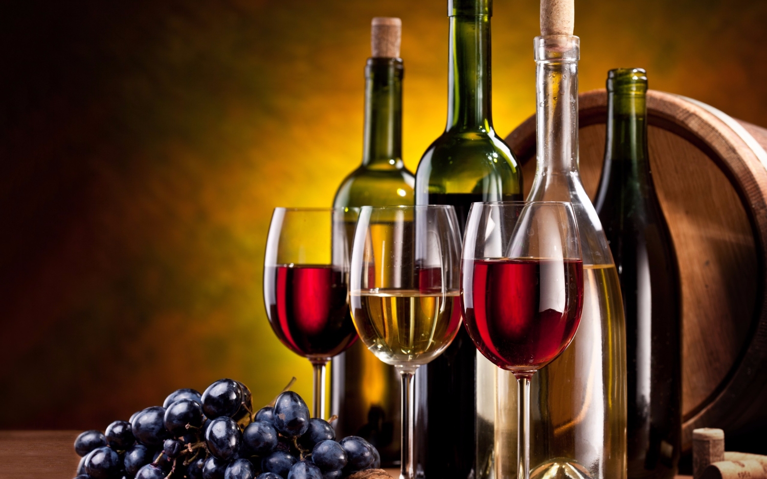 Rượu giúp giữ cho tủ lạnh lâu ngày không dùng của bạn không bị hôi