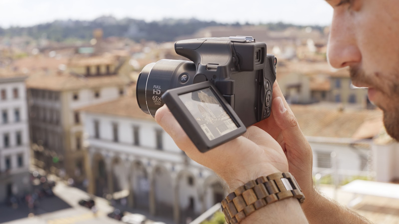 Canon PowerShot SX60 HS có khả năng zoom xa rất tốt