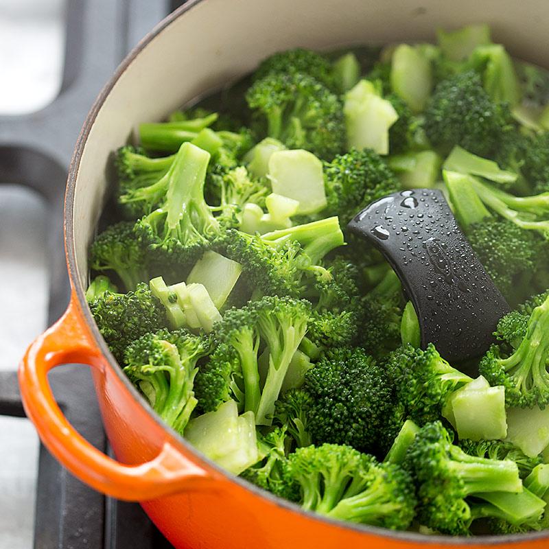 Thực đơn lành mạnh cho sức khỏe với nguyên liệu bông cải xanh 