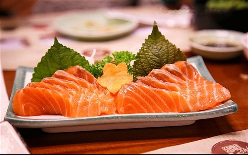 Những chất dinh dưỡng như axit béo, omega-3 mà cá hồi mang đến cho cơ thể rất tốt cho tim mạch và sức khỏe