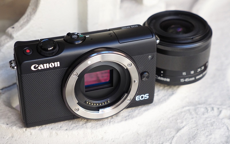 Canon EOS M100 Kit chứng minh mình nhỏ nhưng có võ 