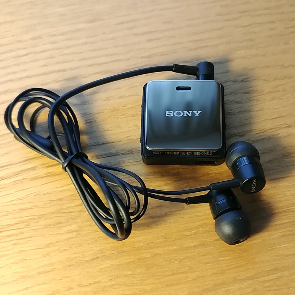 Tai nghe Bluetooth Sony SBH24