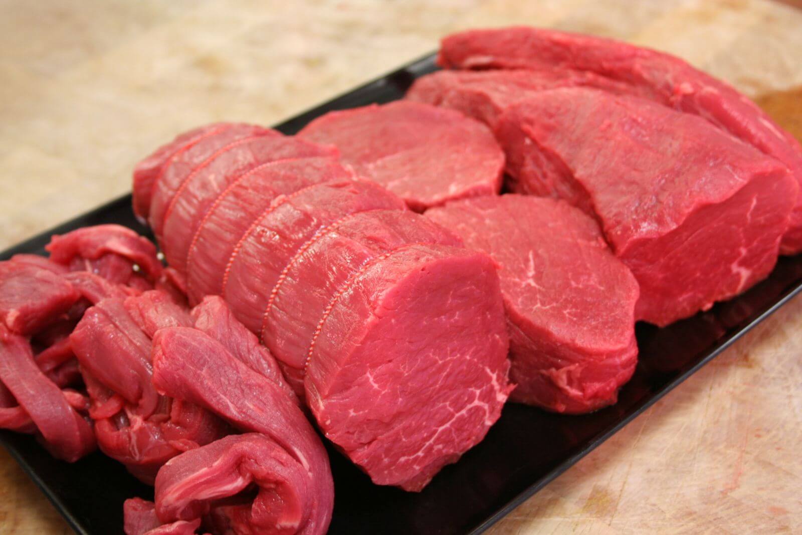 Trong thịt bò chứa nhiều vitamin B1