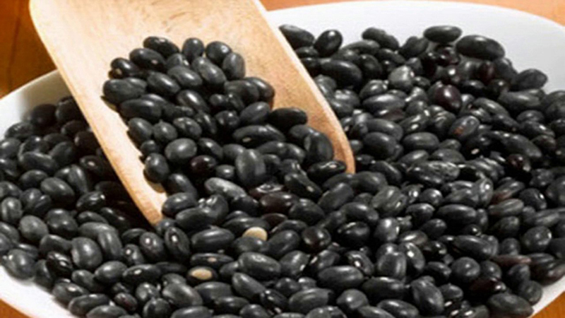 Đậu đen là một loại thực phẩm chứa nhiều vitamin B1