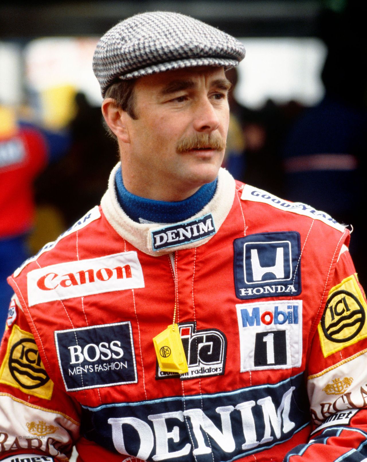 Nigel Mansell nằm trong danh sách những tay đua huyền thoại quốc tịch Anh ( Nguồn: pinterest.com)