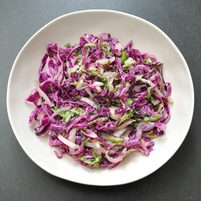 Salad bắp cải tím trộn dầu dấm