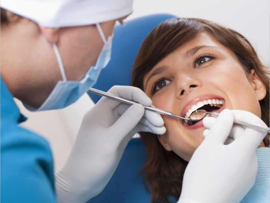 Nhổ răng khôn cần đến sự can thiệp của bác sĩ giàu kinh nghiệm