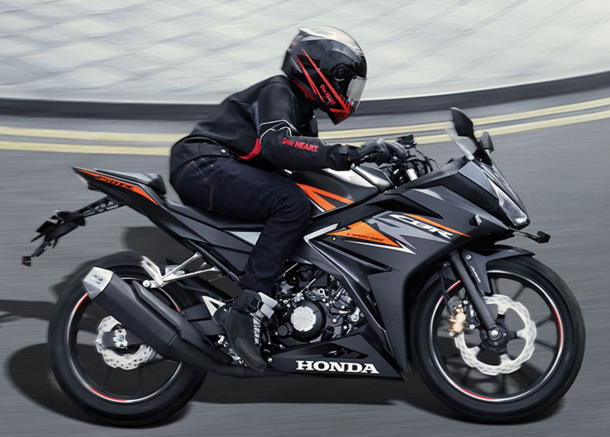 Honda CBR150R trang bị nhiều tính năng thông minh