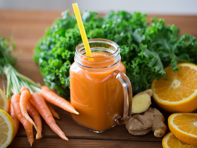 Nước ép cà rốt và cam có tác dụng tuyệt vời trong nâng cao sức đề kháng cơ thể 