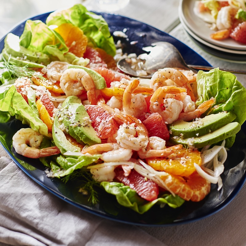 Bưởi có thể làm thành món salad giúp các bữa ăn trở nên mới lạ và ngon miệng hơn