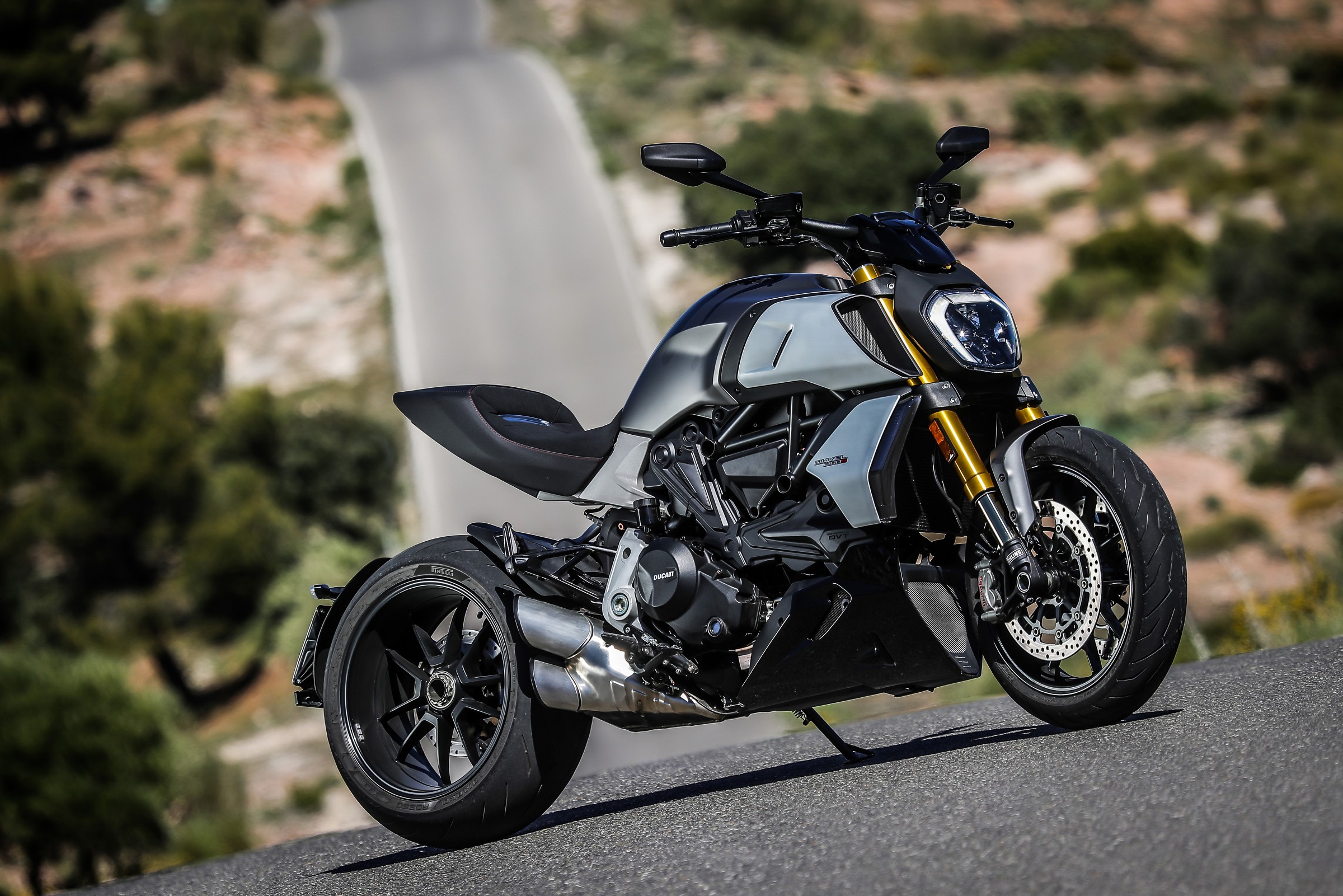 Ducati Diavel 1260 Carbon là tổng hòa các công nghệ hiện đại, tăng hiệu suất và điều khiển tối đa