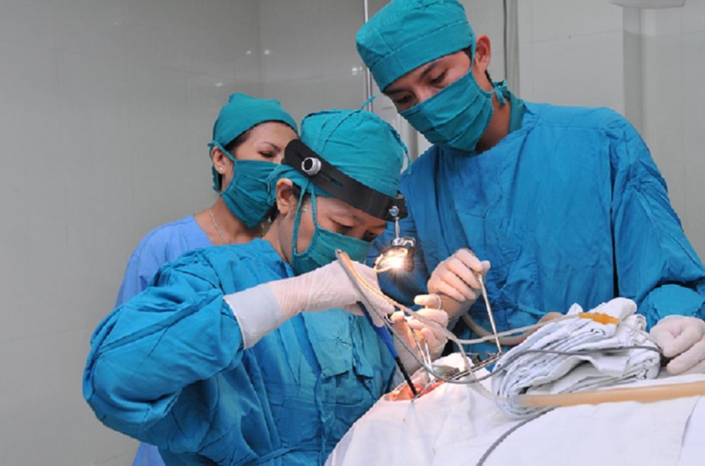  Phẫu thuật ngoại khoa là phương pháp điều trị trĩ ngoại hiệu quả 