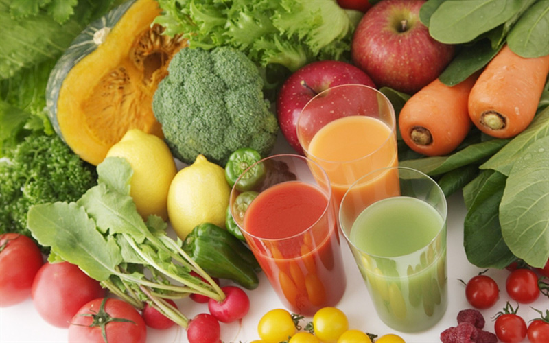 Trẻ nhiễm phế quản nên bổ sung trái cây và rau sạch