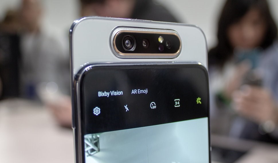 Camera của Samsung Galaxy A80 lấy nét nhanh, xóa phông cực thông minh
