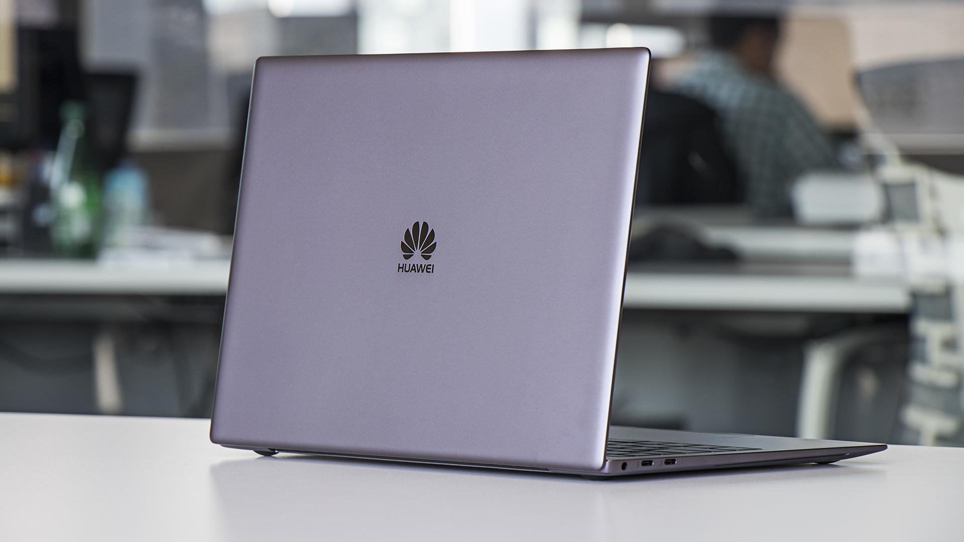 Các dòng laptop cấu hình mạnh và hoạt động bền bỉ của Huawei