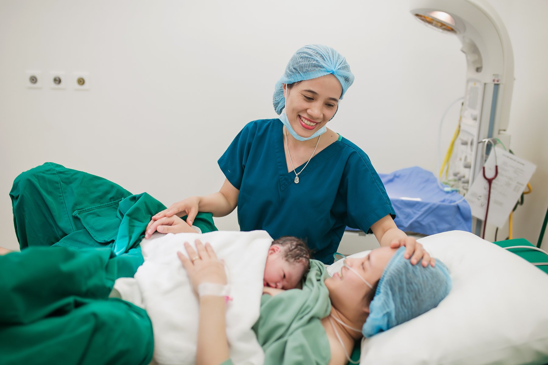 Phương pháp gây tê màng cứng được áp dụng cho sinh thường cả sinh mổ giúp mẹ tròn con vuông 
