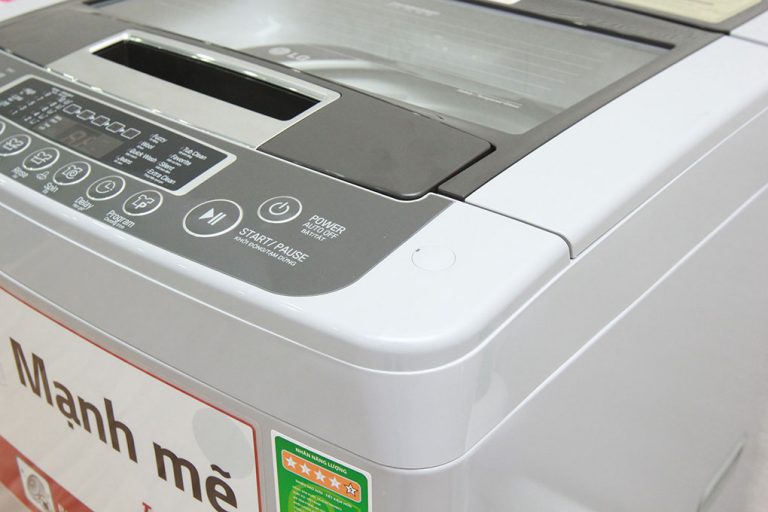 Bảng điều khiển máy giặt được thiết kế tiện lợi, dễ sử dụng của dòng máy giặt lồng đứng LG