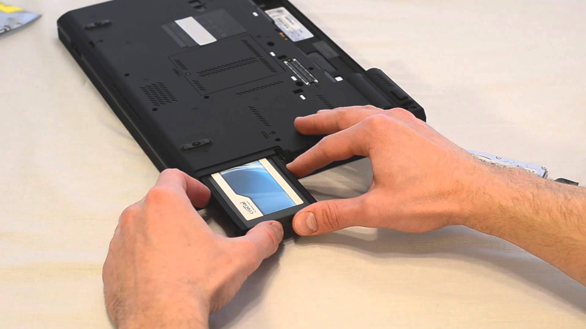 Nâng cấp ổ cứng SSD cho Macbook là lựa chọn đúng đắn khi máy chậm