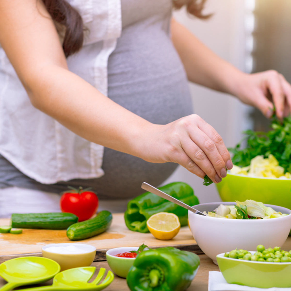 Nên chẩn đoán phụ nữ mang thai có rối loạn ăn uống hay không để có biện pháp hỗ trợ phù hợp