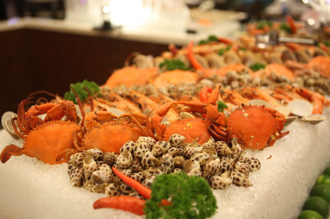Bữa tiệc hải sản đặc sắc, tươi ngon, đậm đà hương vị tại Pullman Hà Nội 