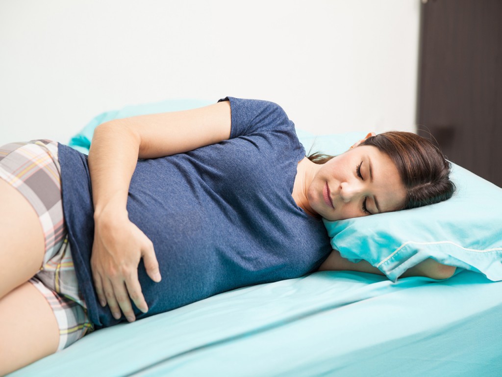 Mẹ bầu cần chú ý ngủ đủ giấc để tránh suy nhược cơ thể