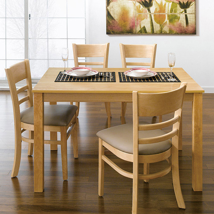 Bộ bàn ghế Ulsan IBIE màu vân gỗ tự nhiên sang trọng rất được ưa chuộng hiện nay 