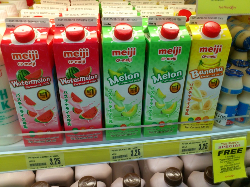 Sữa tươi tách béo Meiji đến từ Nhật Bản
