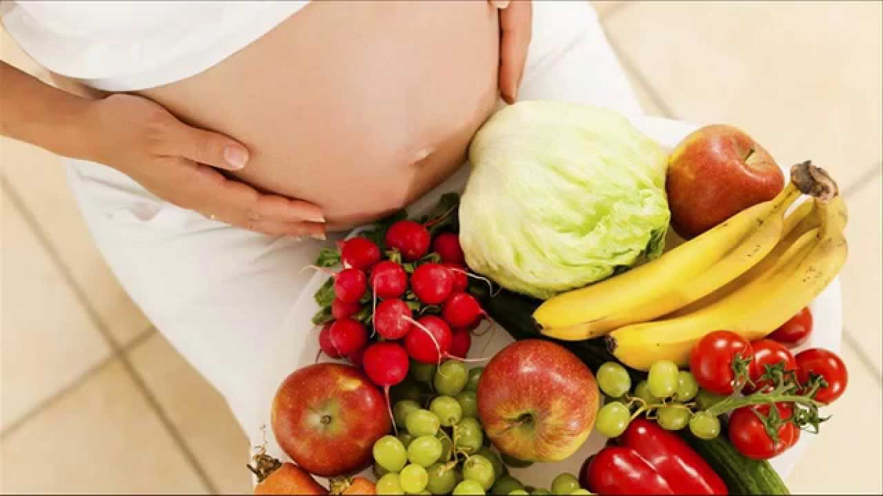 Các loại đậ hạt, bông cảnh xanh, cá, rau xanh lá đậm và chế phẩm từ sữa hay các loại ngũ cốc dinh dưỡng là các loại thực phẩm giúp mẹ bầu bổ sung nguồn canxi thiết yếu giúp phát triển hệ xương cho thai nhi và tăng cường sữa cho mẹ