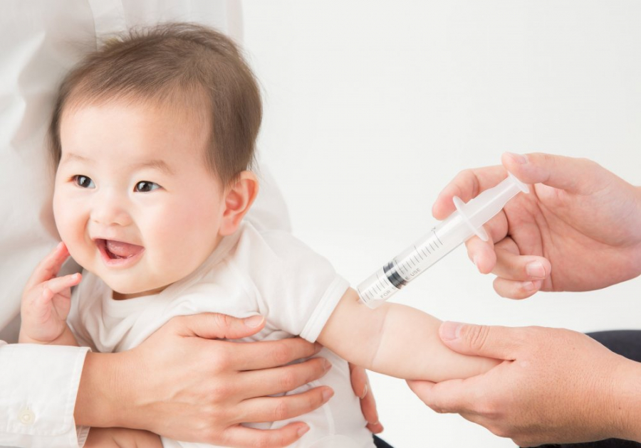 Tiêm vắc xin phòng viêm não Nhật Bản sớm giúp trẻ tránh được căn bệnh nguy hiểm