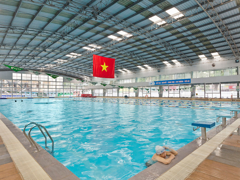 Bể bơi Olympia có thiết kế tinh tế và sạch đẹp 