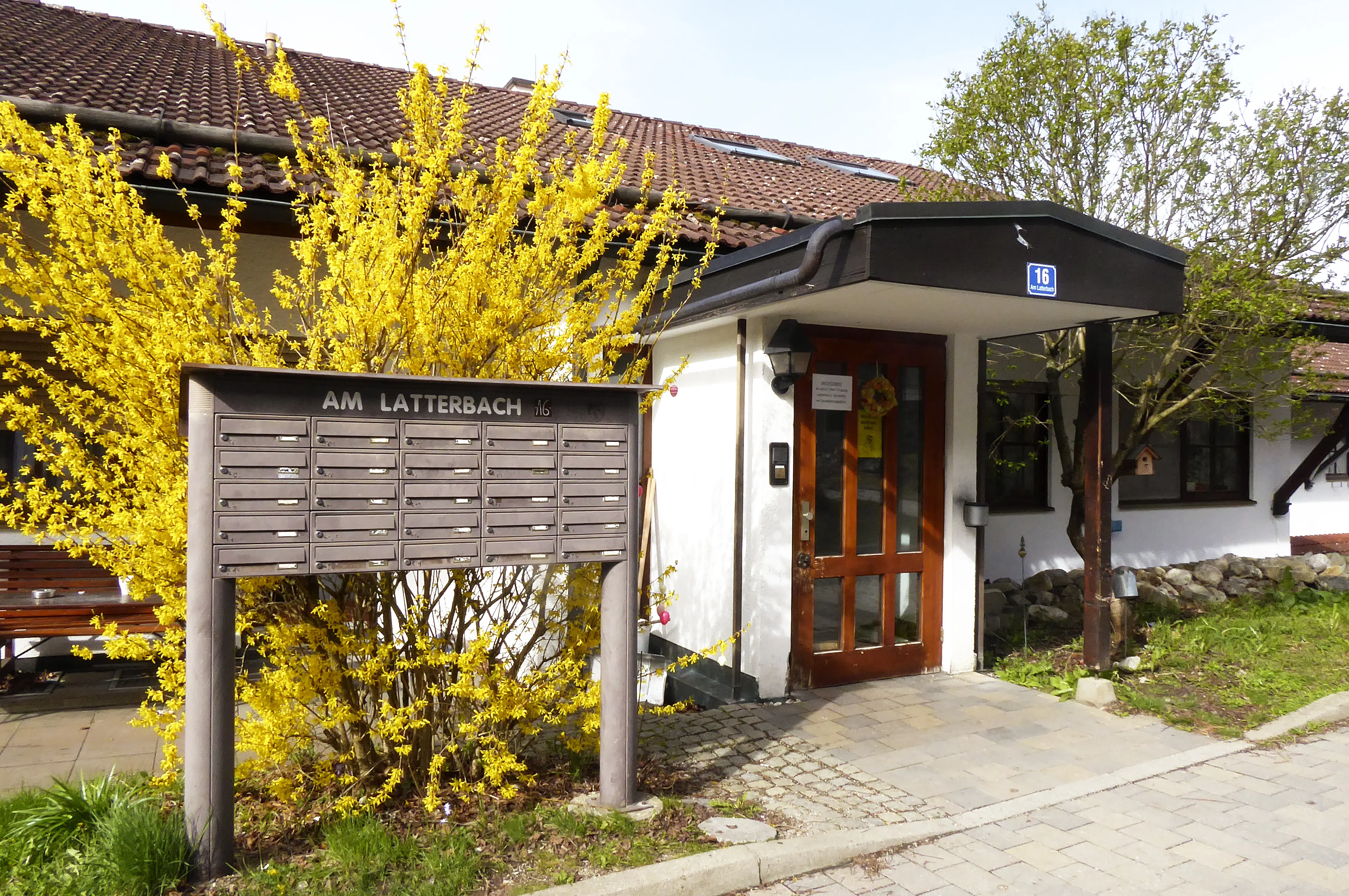 Am Latterbach Häuser 16 und 18 footer image nicht vorhanden