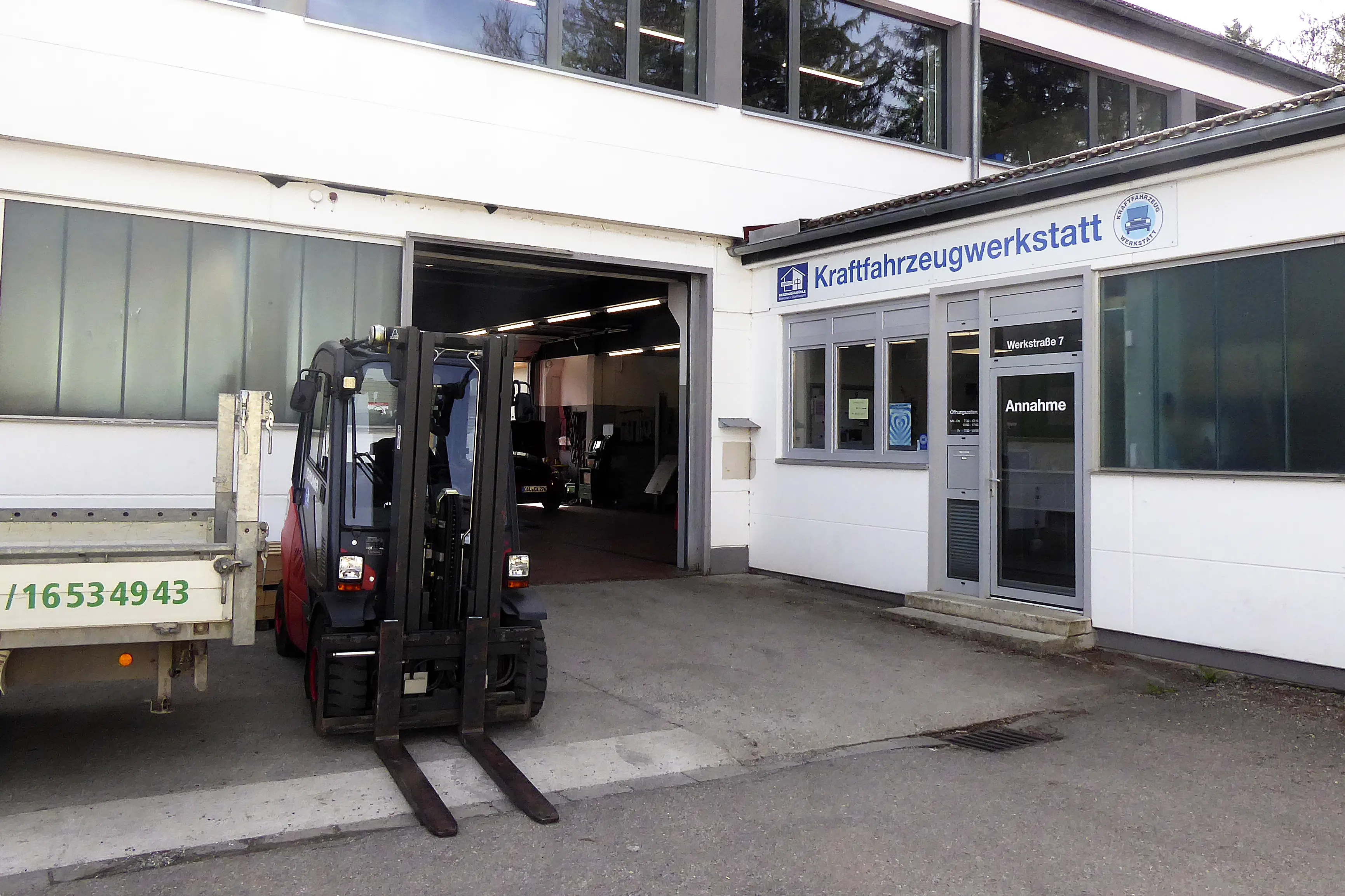 KFZ-Werkstatt header image nicht vorhanden