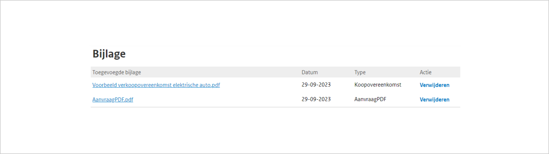 Screenshot van een tabel met de titel bijlagen. Er zijn twee bijlagen toegevoegd. De bestandsnamen van deze bijlagen zijn lichtblauw en onderstreept.