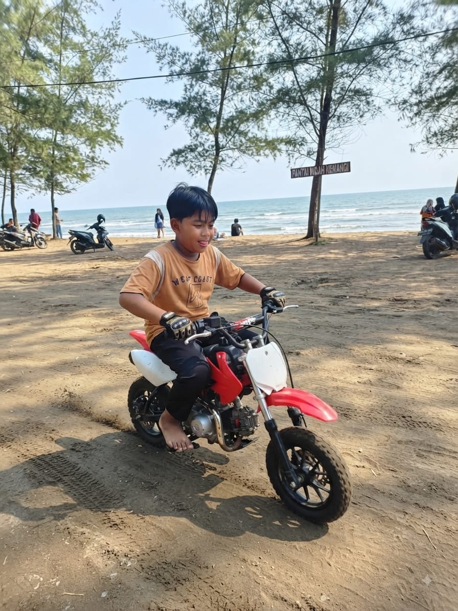 Mini Trail di Pantai Indah Kemangi