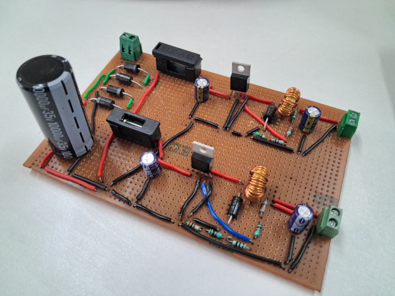 Dual power supply
