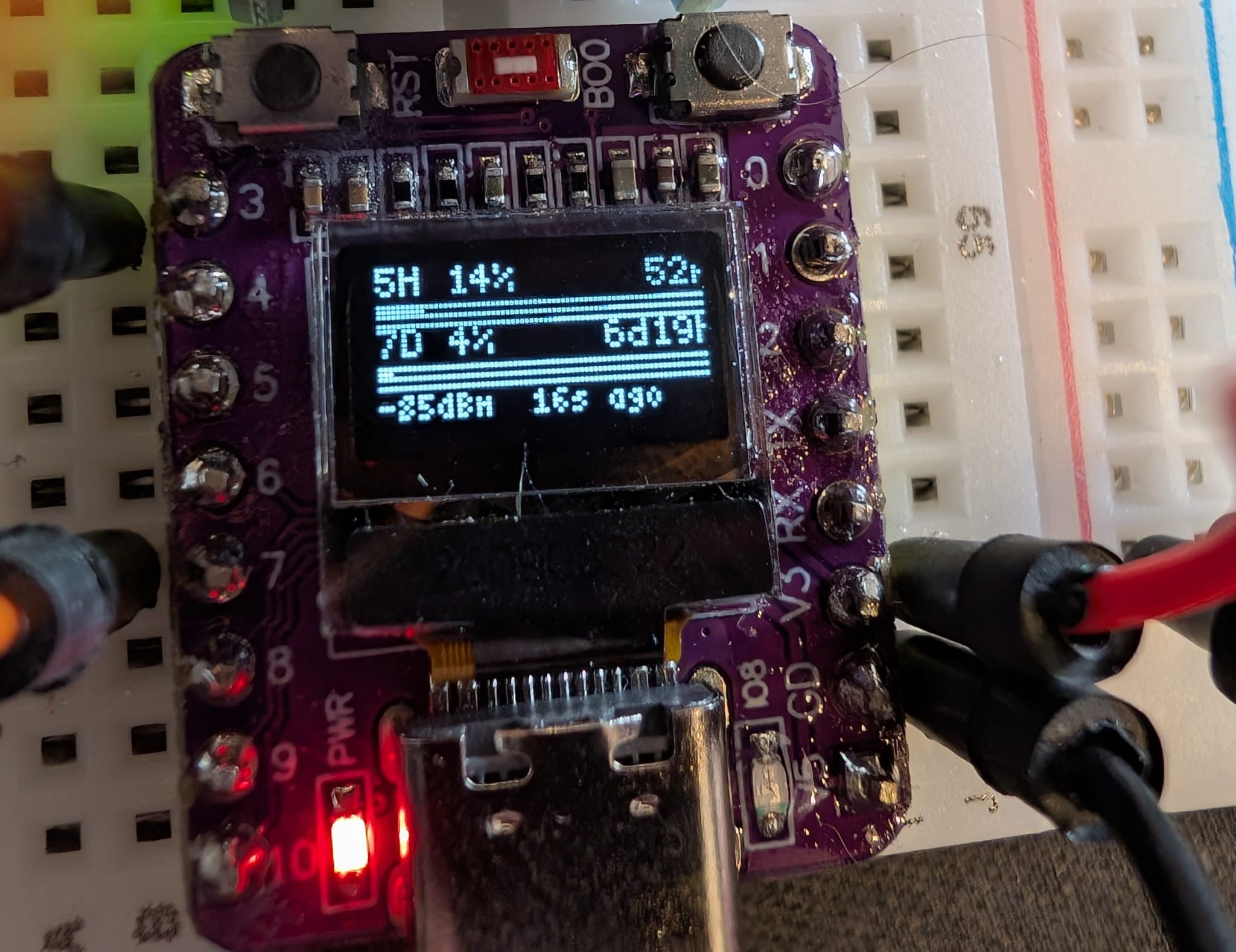 ESP32-C3-OLED running Claude Usage Stick