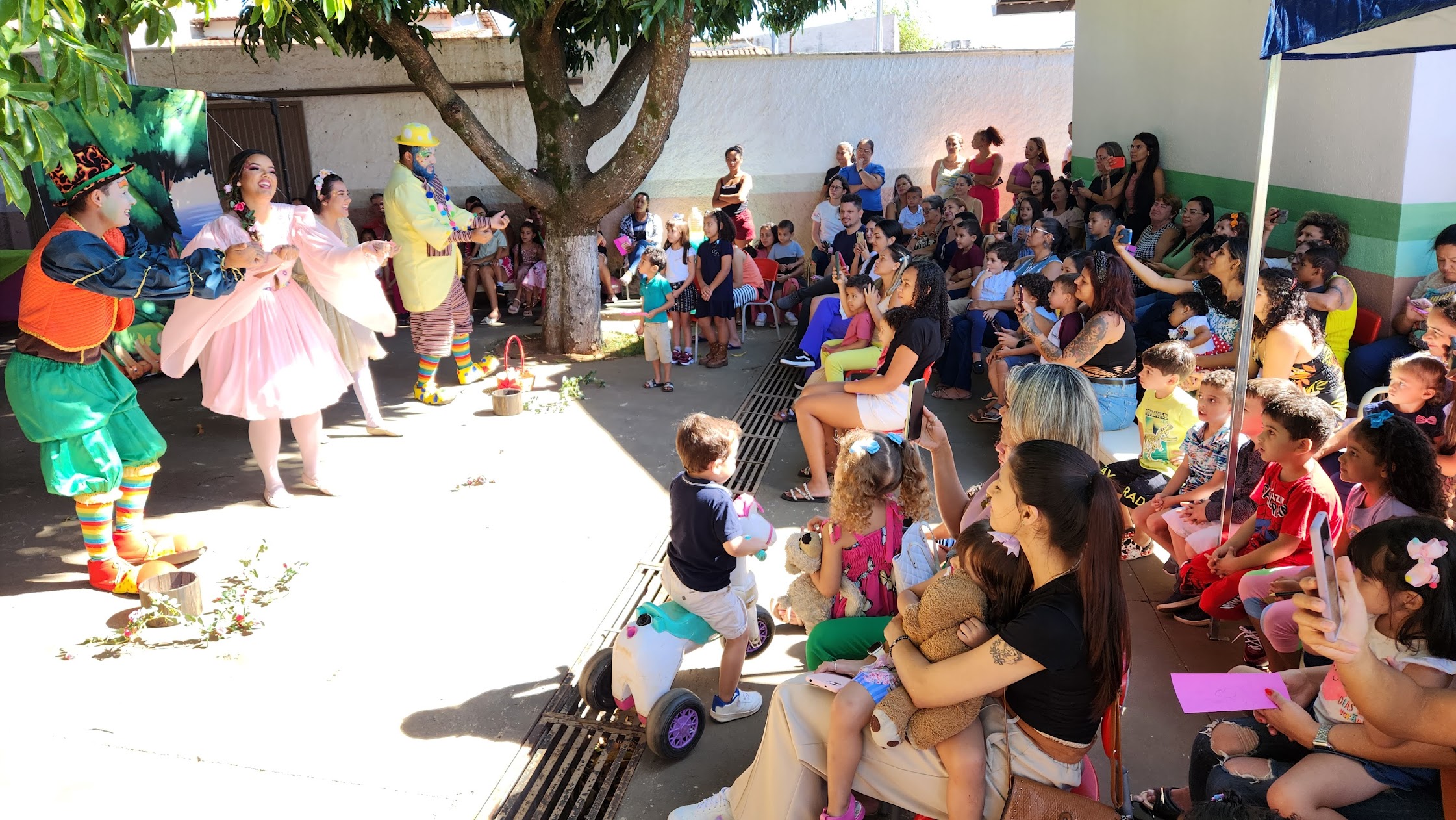 Oficinas do Educando com Arte