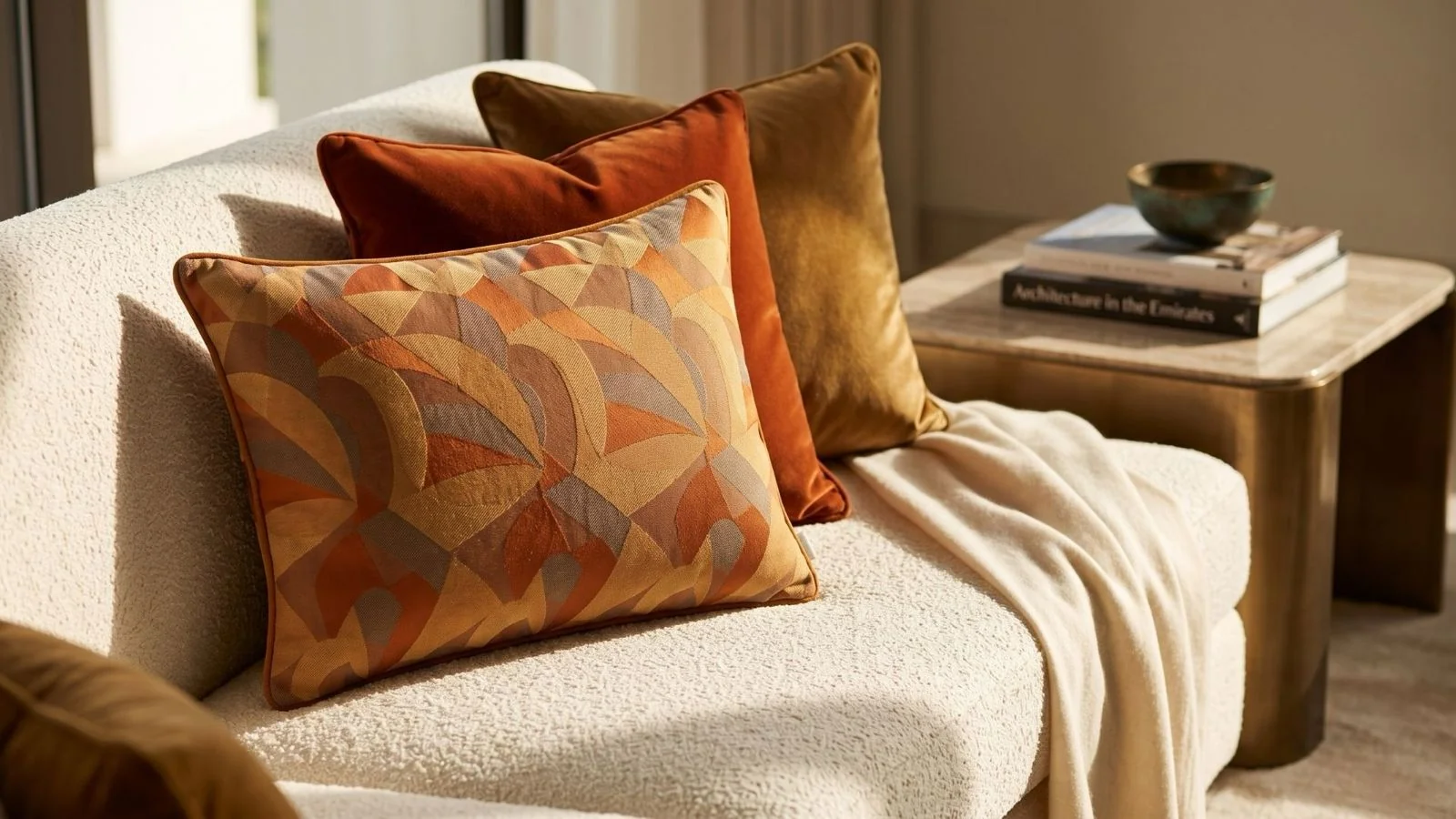 Depero cushion