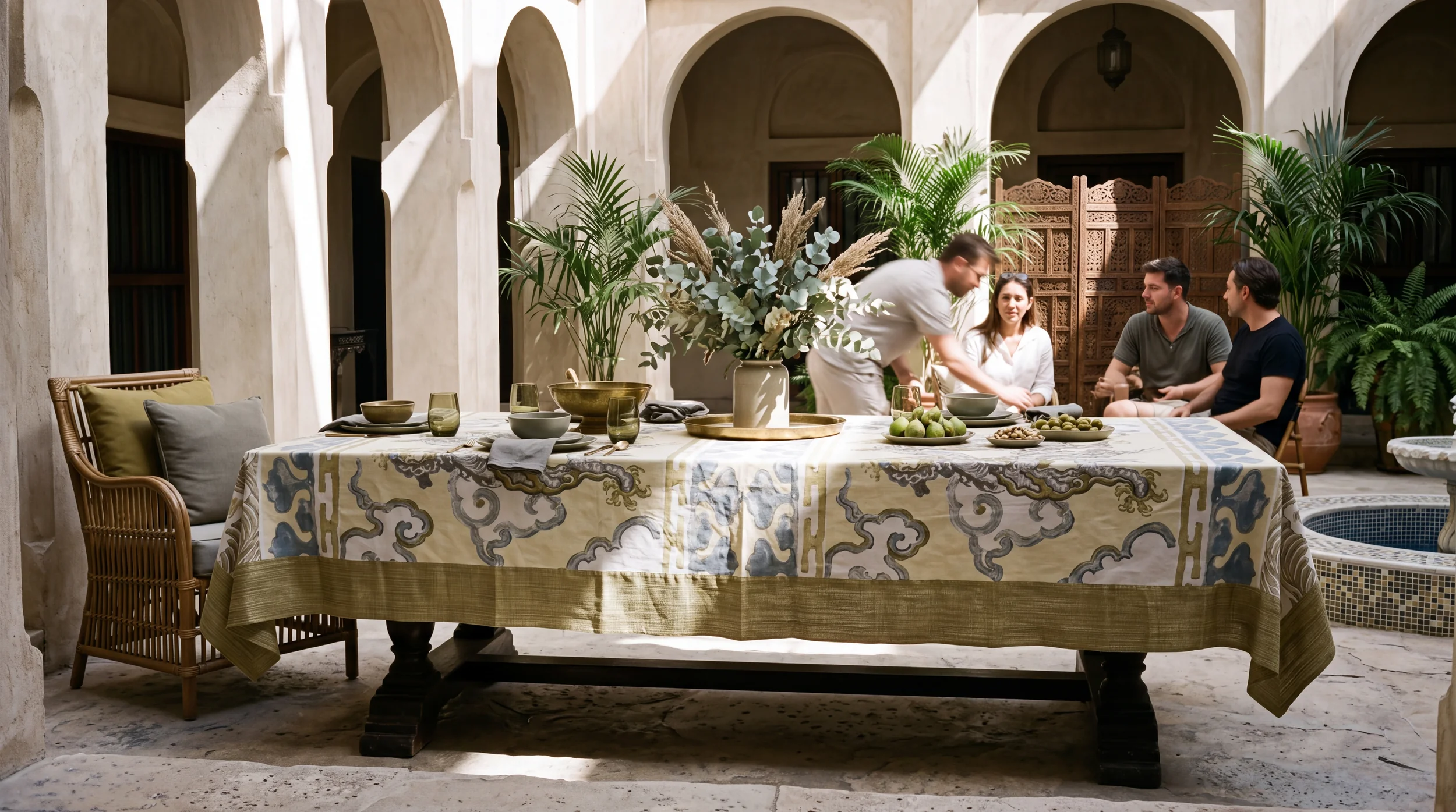 Dragon Doré — table setting 2